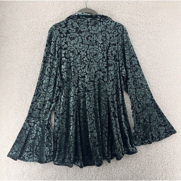 Women's Green Blouse XL Velvet Burnout Top Flare Sleeve Floral Whimsy Goth Fairy - Picture 6 of 6
